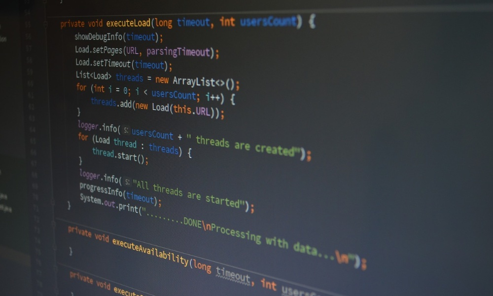 Существует несколько версий Java, предназначенные для разных задач Существует несколько версий Java, предназначенные для разных задач