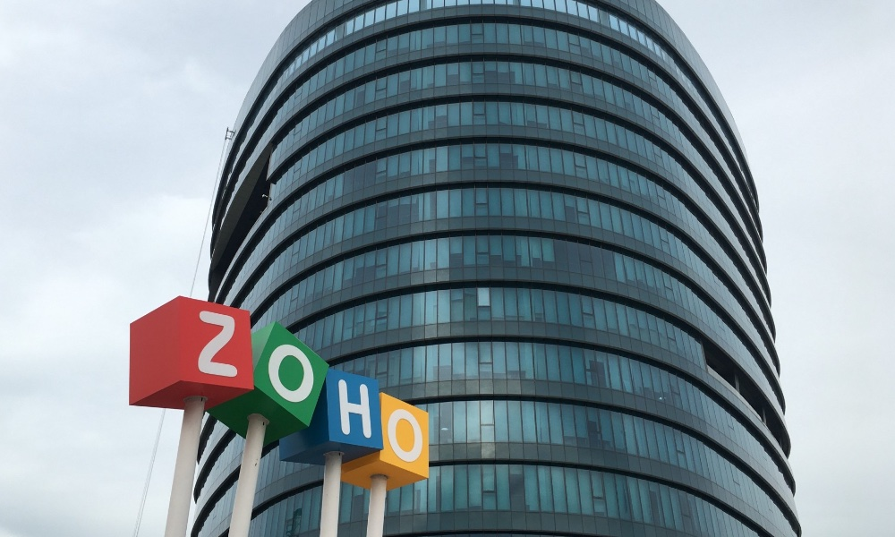 Zoho представляет CRM для малого бизнеса